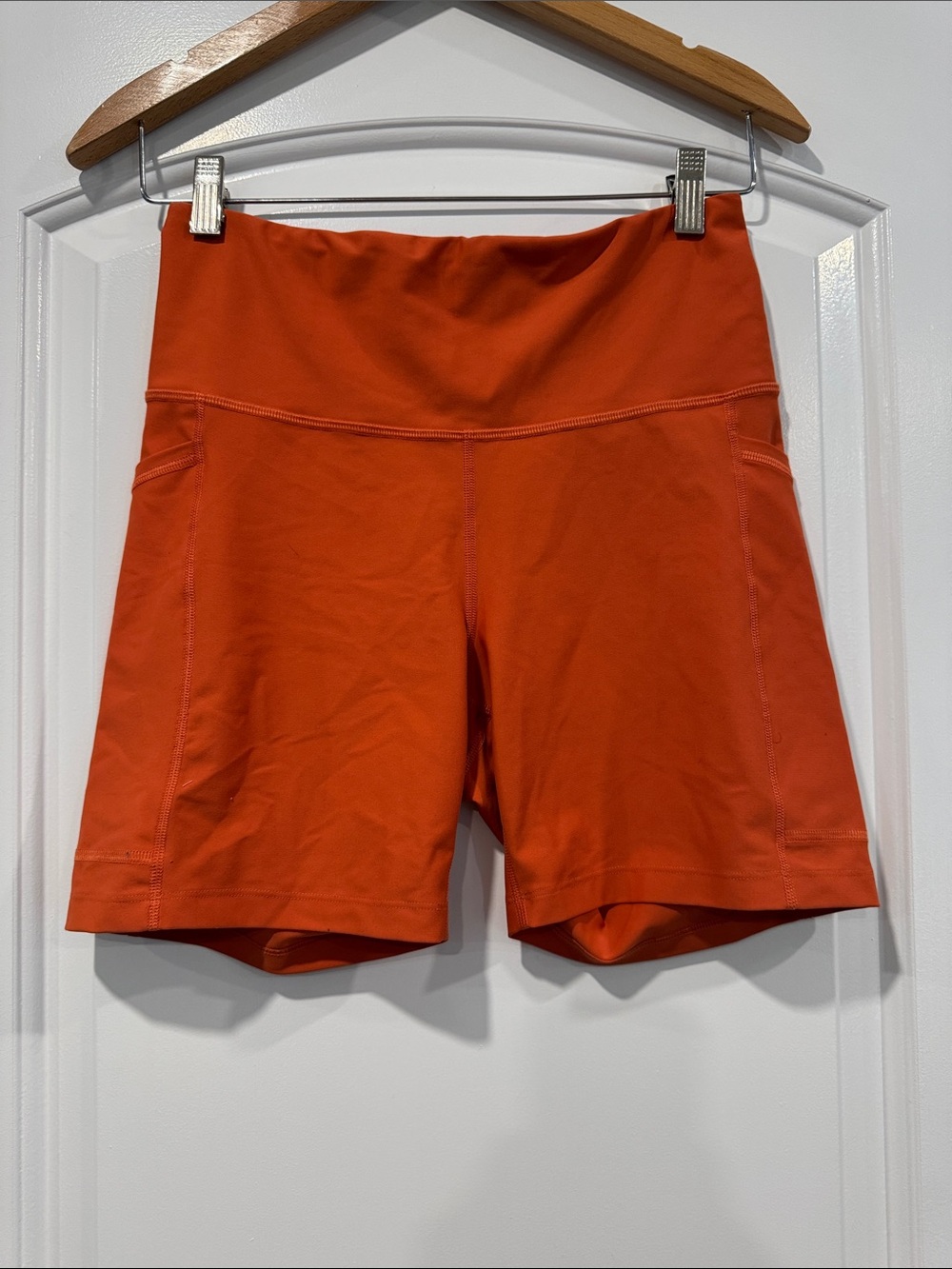 Old Navy Active Powesoft Rust Orange Athletic Shorts Size Large
